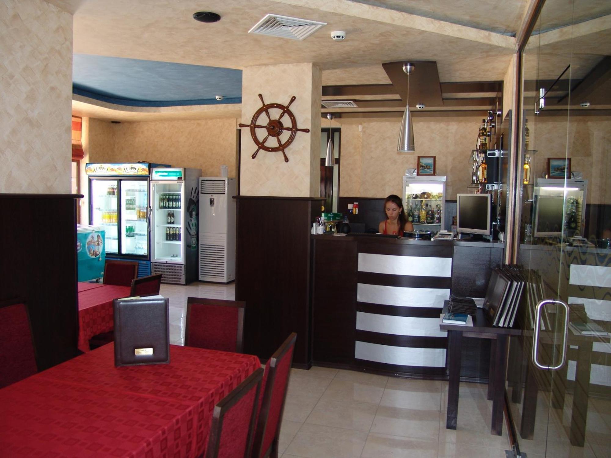 פרימורסקו Hotel Buena Vissta מראה חיצוני תמונה