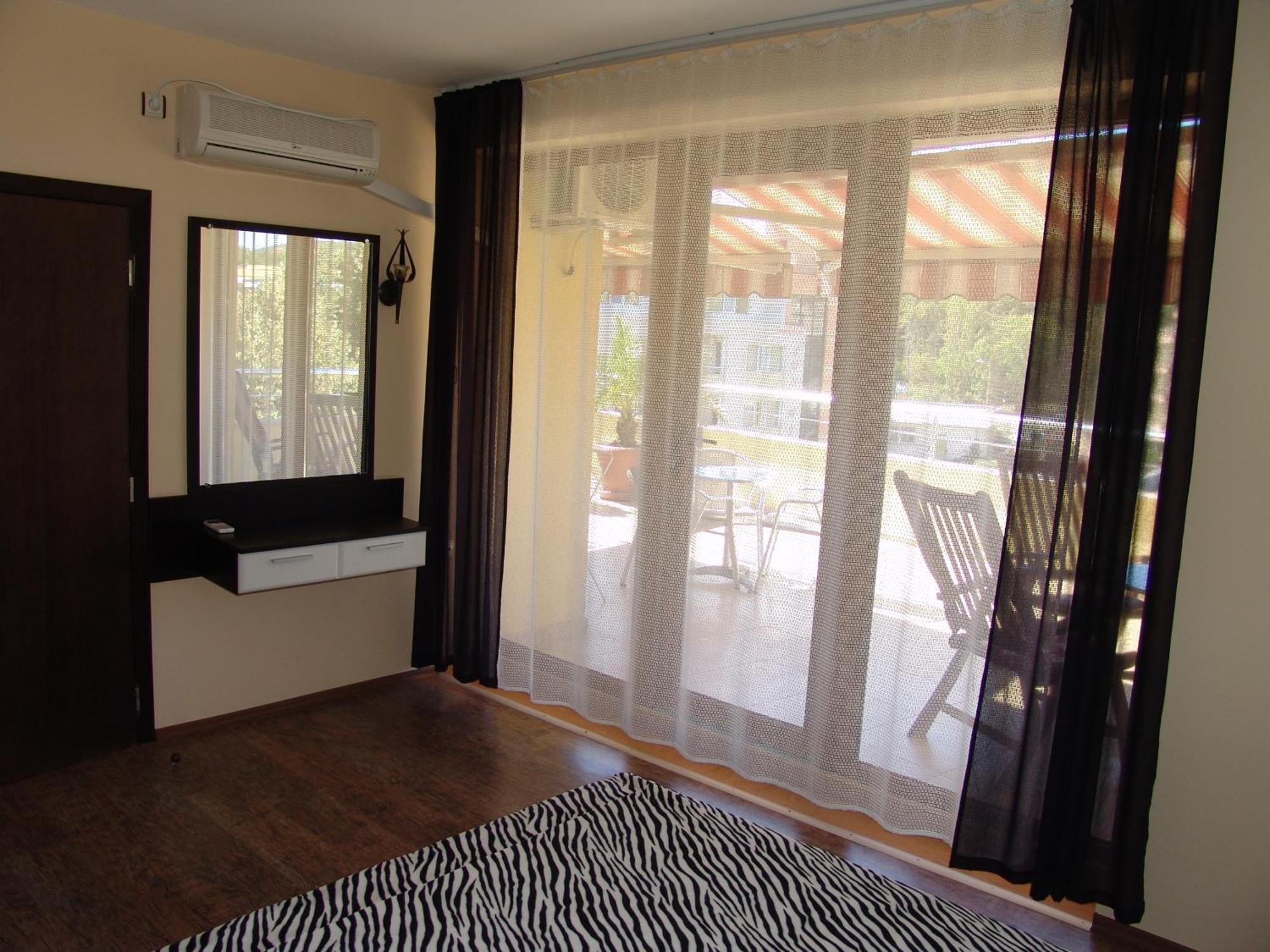 פרימורסקו Hotel Buena Vissta מראה חיצוני תמונה