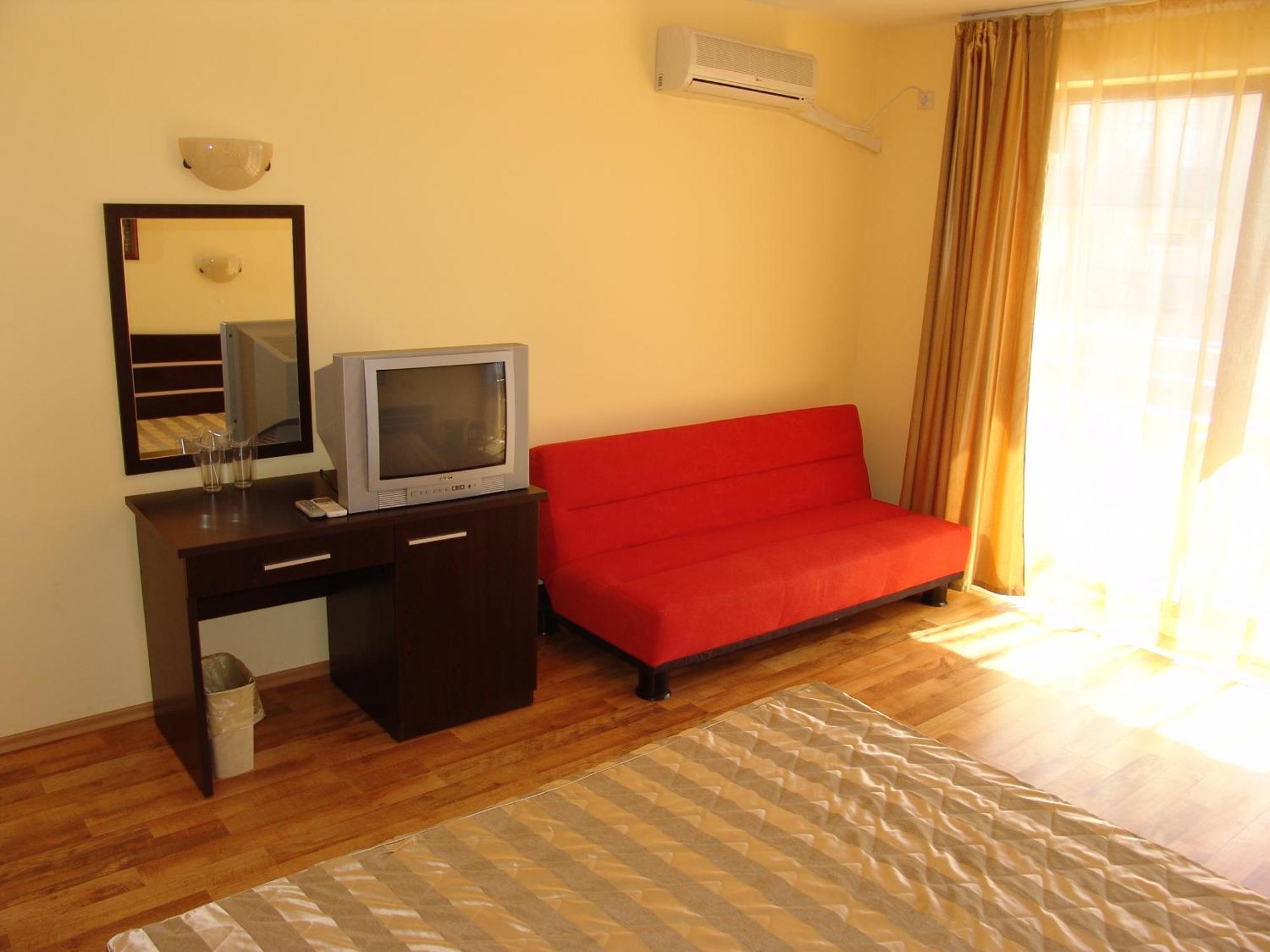 פרימורסקו Hotel Buena Vissta מראה חיצוני תמונה