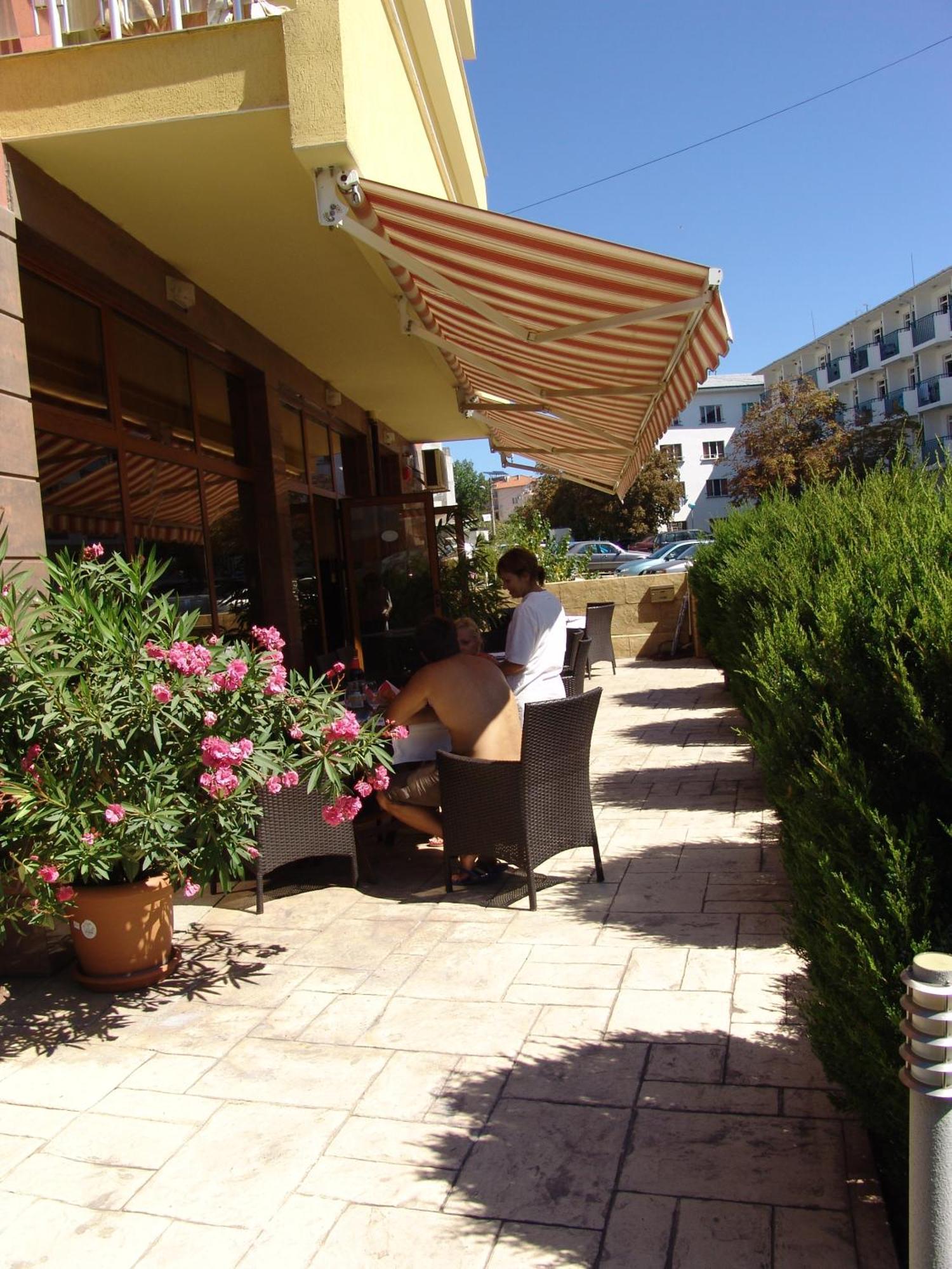 פרימורסקו Hotel Buena Vissta מראה חיצוני תמונה