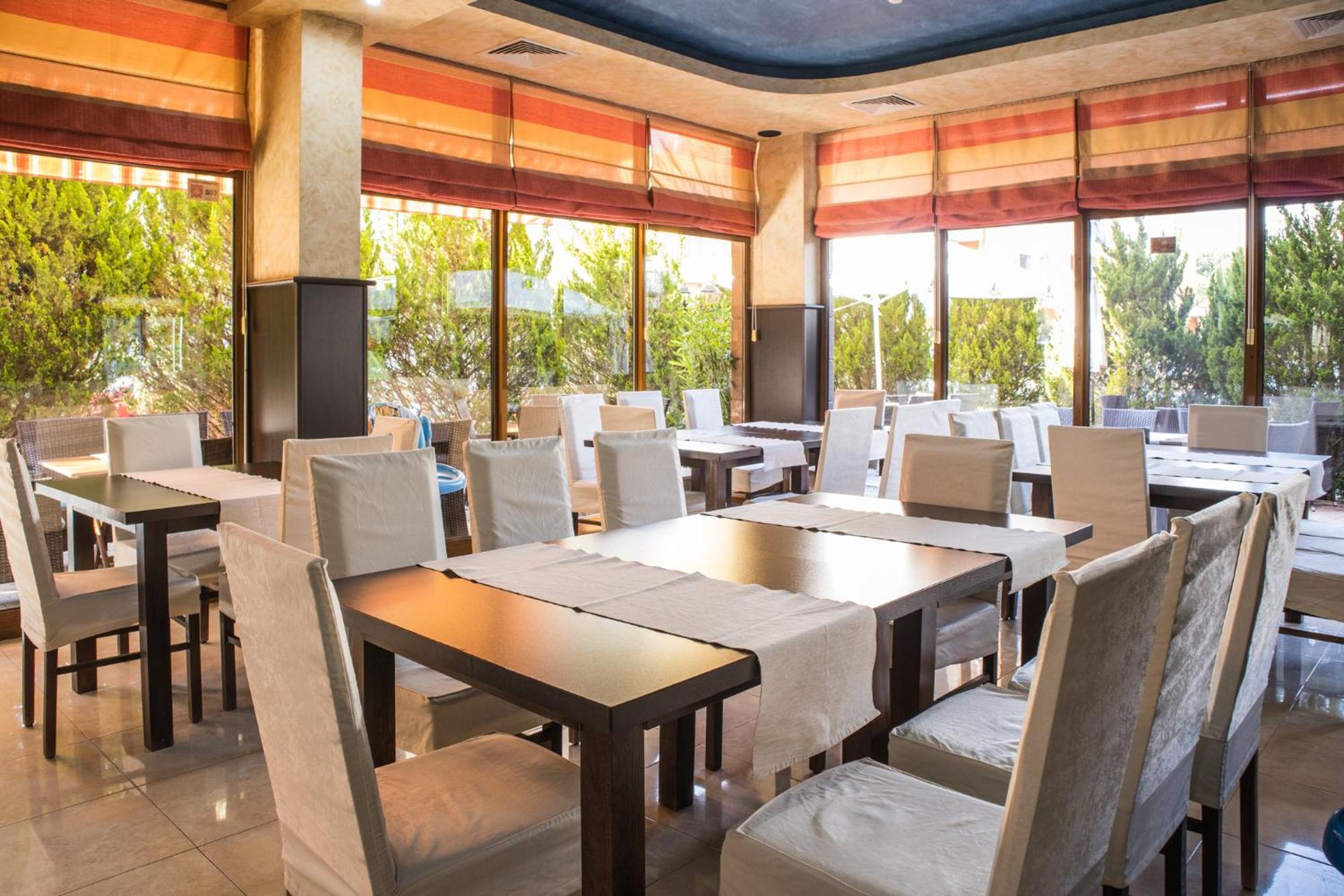 פרימורסקו Hotel Buena Vissta מראה חיצוני תמונה