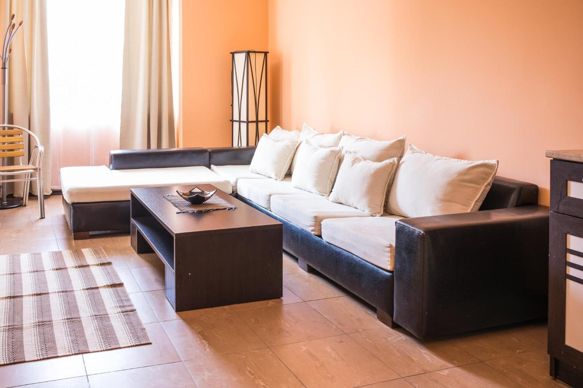 פרימורסקו Hotel Buena Vissta מראה חיצוני תמונה