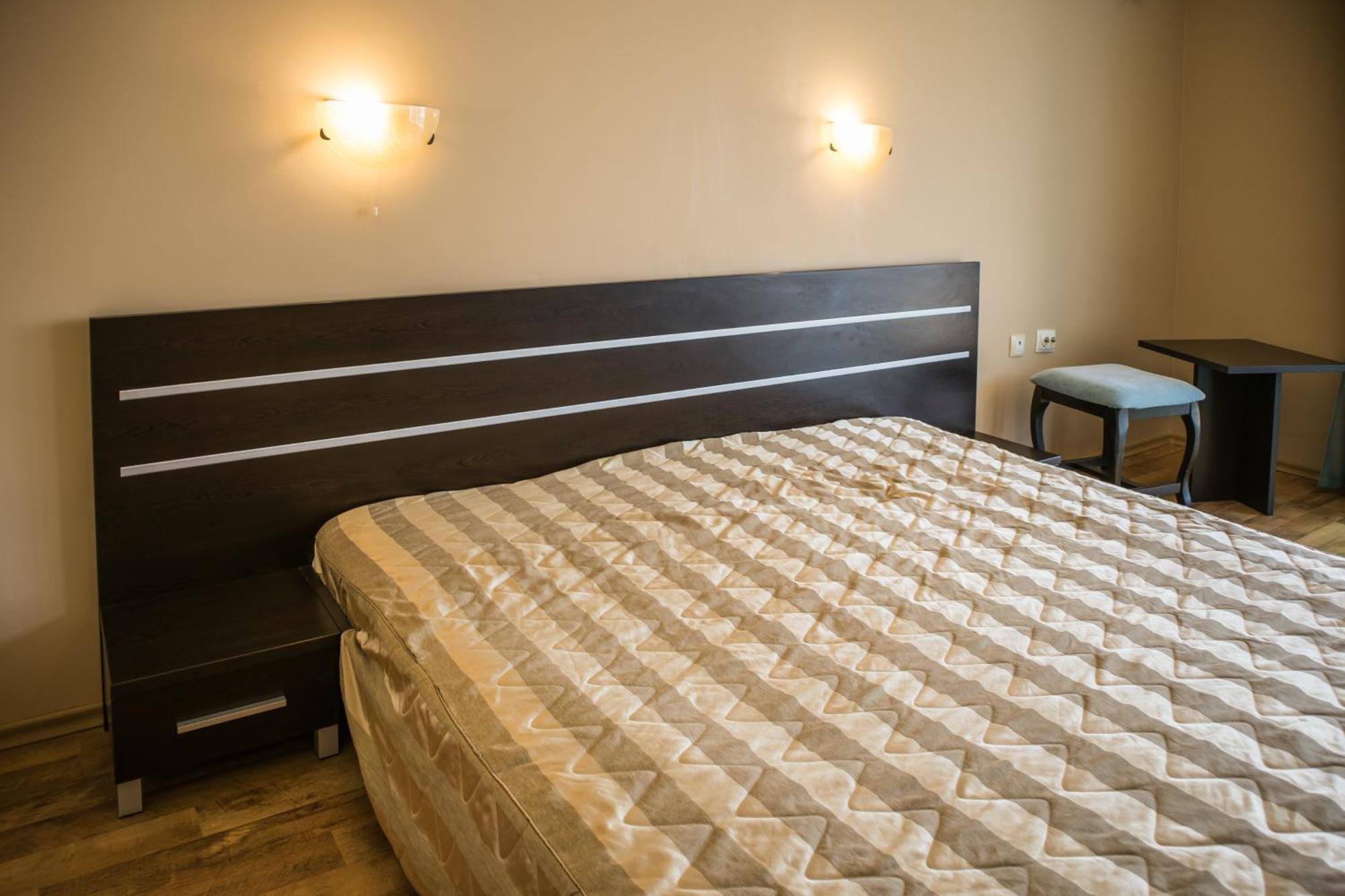פרימורסקו Hotel Buena Vissta מראה חיצוני תמונה