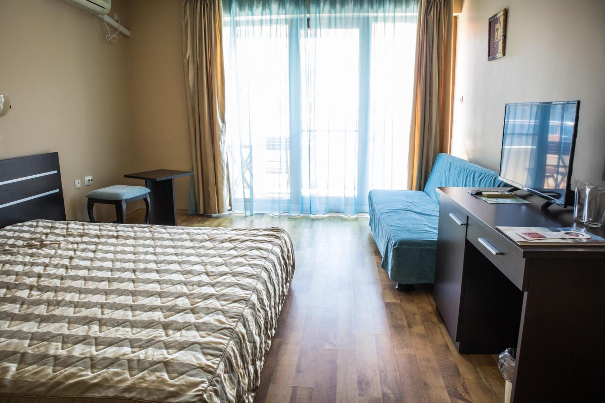 פרימורסקו Hotel Buena Vissta מראה חיצוני תמונה